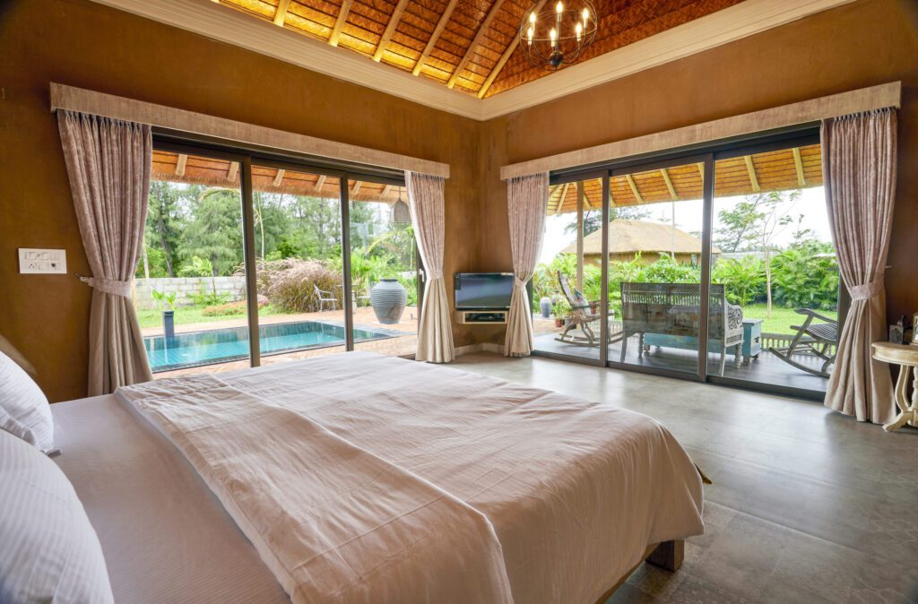 luxury villa for rent with swimming pool in Mahabalipuram